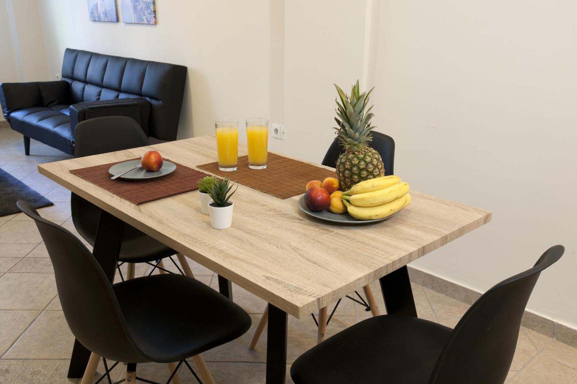 Comfortable Apartment At The Foot Of The Odeon Of Herodes Atticus Athena Bagian luar foto