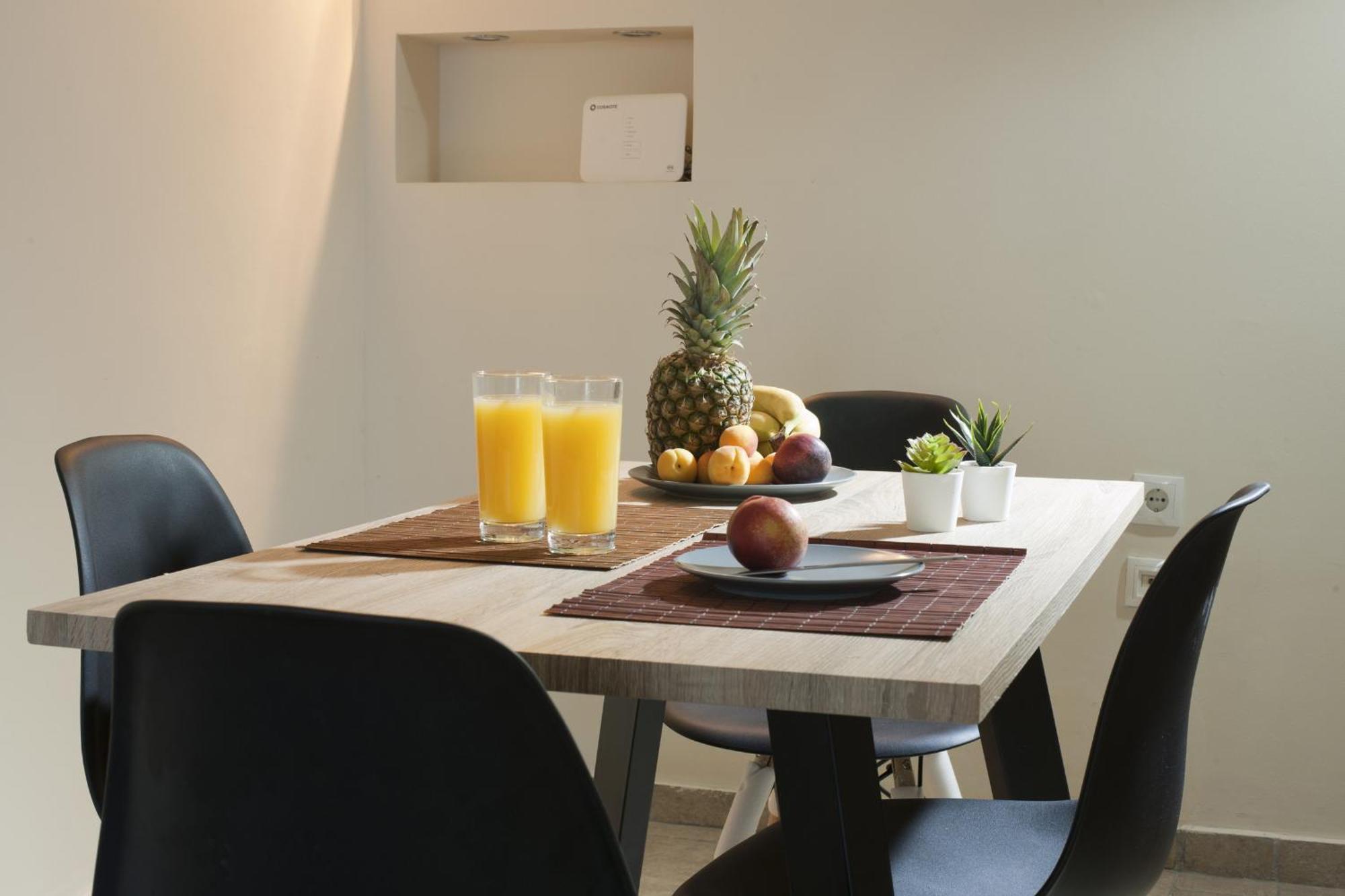 Comfortable Apartment At The Foot Of The Odeon Of Herodes Atticus Athena Bagian luar foto